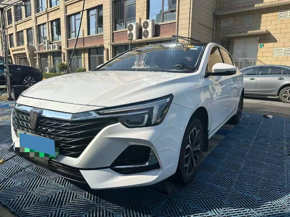 2022 Roewe RX5 eMAX 1.5T 169HP L4 AMT PHEV 16.6KWH