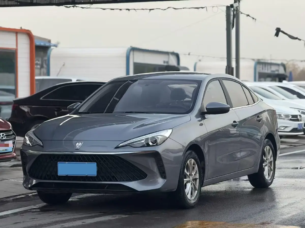 2023 Roewe i5 1.5L 129HP L4 CVT