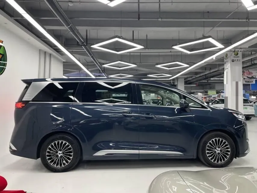 2022 HongQi HS7 3.0T 337HP V6 8AT,autocango,china used car exporter,china ev exporter,chinese used car exporter,chinese used ev exporter