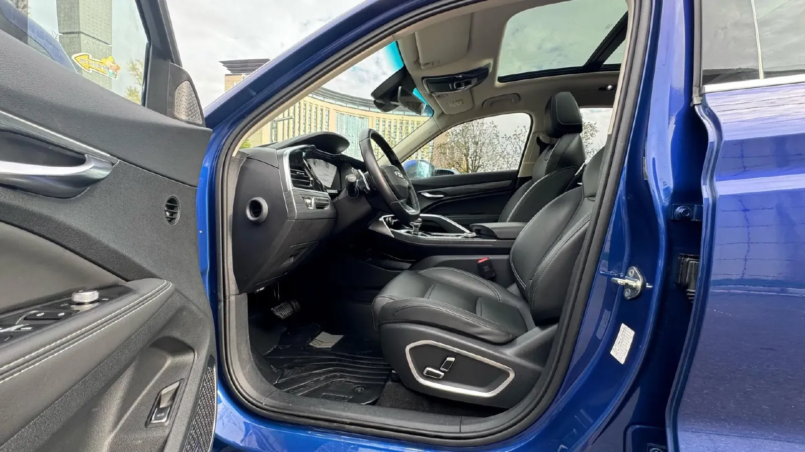 2020 Roewe RX5 1.5T 169HP L4 AMT PHEV 11.1KWH,autocango,china used car exporter,china ev exporter,chinese used car exporter,chinese used ev exporter