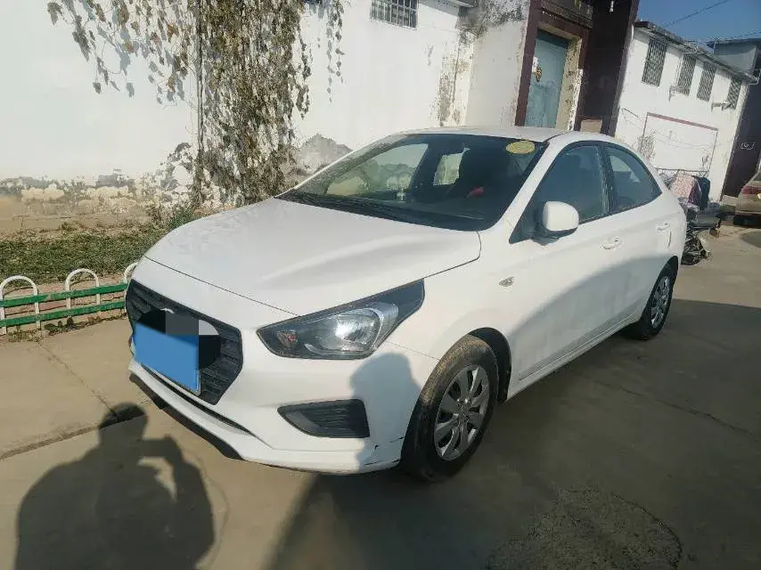 2020 Hyundai Reina 1.4L 95HP L4 5MT