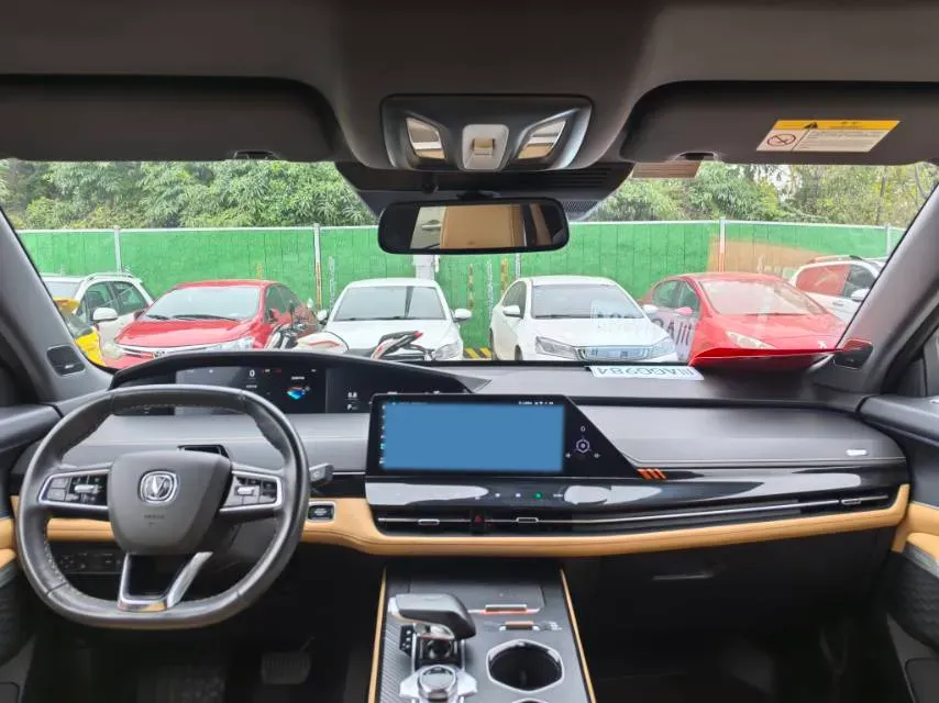 2021 ChangAn UNI-K 2.0T 233HP L4 8AT,autocango,china used car exporter,china ev exporter,chinese used car exporter,chinese used ev exporter