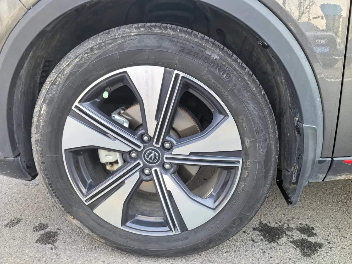 2022 ChangAn Oshan X7 Plus 1.5T 188HP L4 7DCT,autocango,china used car exporter,china ev exporter,chinese used car exporter,chinese used ev exporter