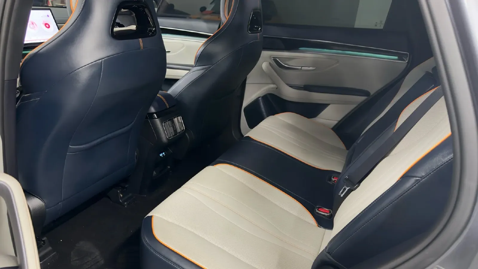 2024 BYD Song Plus 1.5L 110HP L4 E-CVT PHEV 18.3KWH,autocango,china used car exporter,china ev exporter,chinese used car exporter,chinese used ev exporter