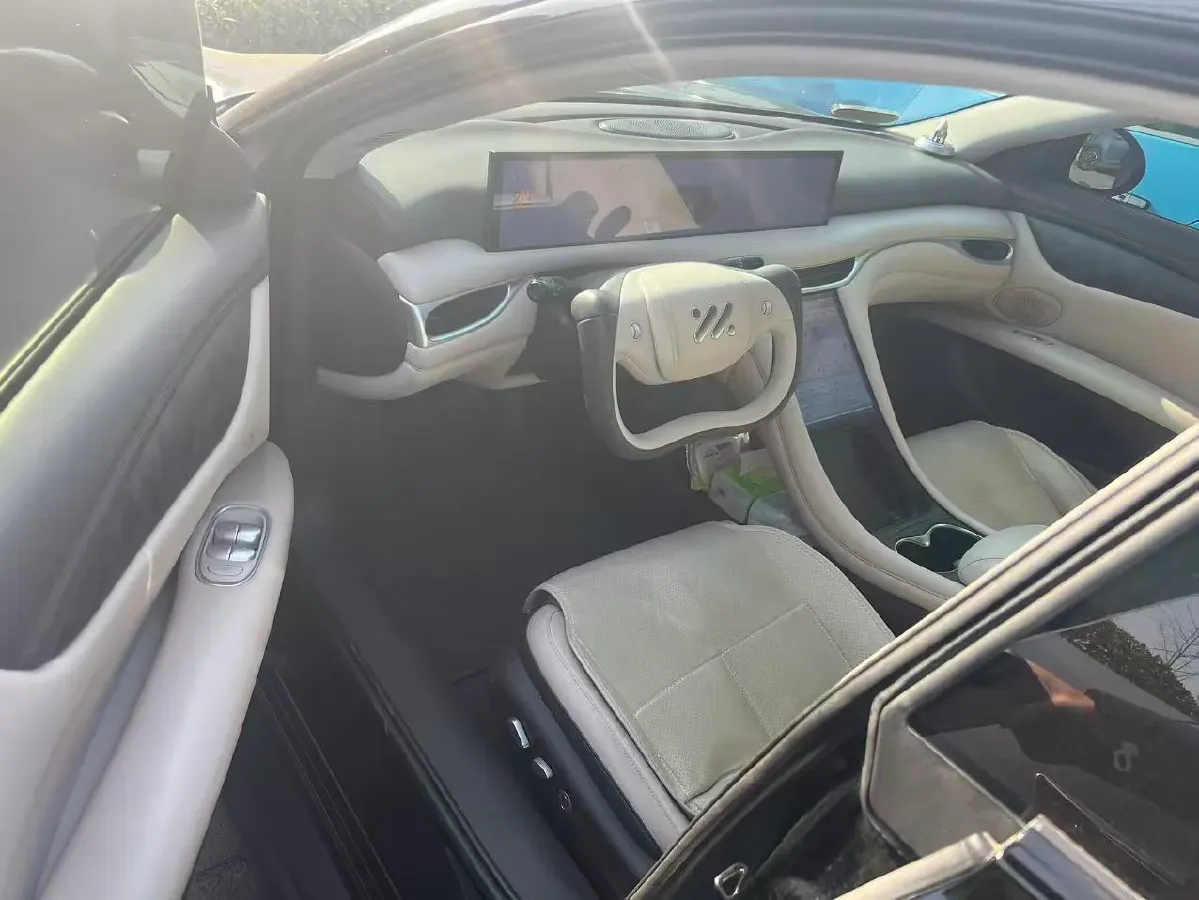 2024 IM L6 BEV 75KWH,autocango,china used car exporter,china ev exporter,chinese used car exporter,chinese used ev exporter