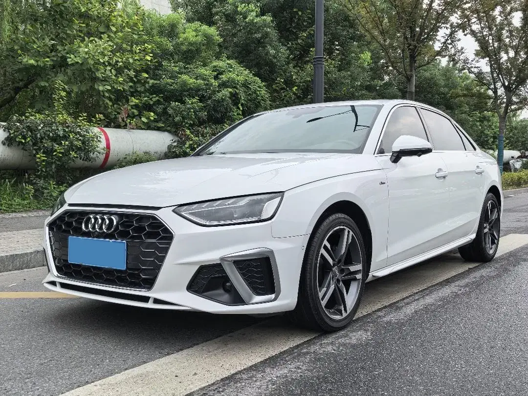 2020 Audi A4L 2.0T 190HP L4 7DCT