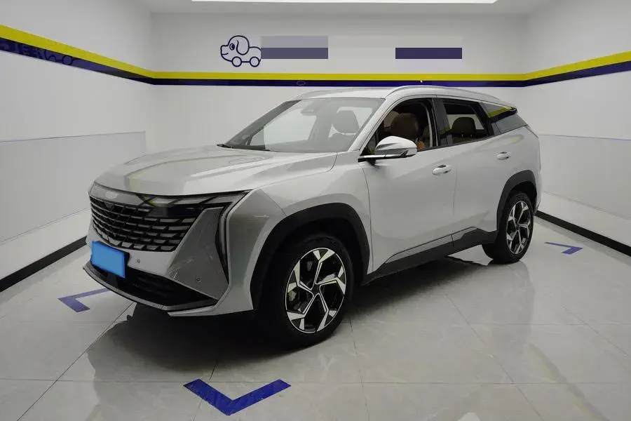 2023 Geely StarRay 1.5T 181HP L4 7DCT