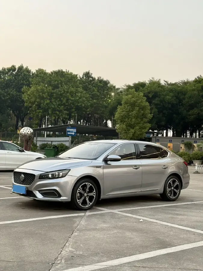 2018 MG MG6 1.5T 169HP L4 6MT