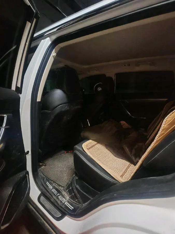 2020 Geely Azkarra 1.8T 184HP L4 7DCT,autocango,china used car exporter,china ev exporter,chinese used car exporter,chinese used ev exporter