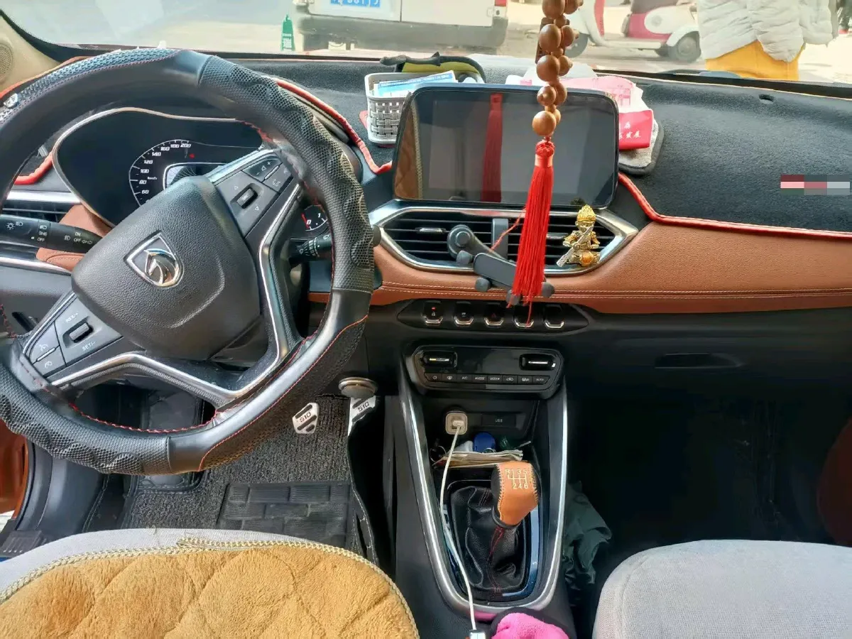 2017 BaoJun 510 1.5L 112HP L4 6MT,autocango,china used car exporter,china ev exporter,chinese used car exporter,chinese used ev exporter