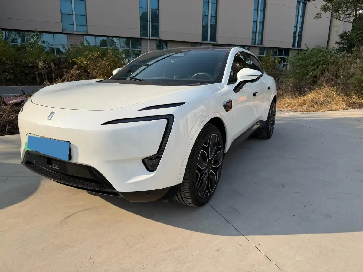 2023 Avatr 11 BEV 116KWH