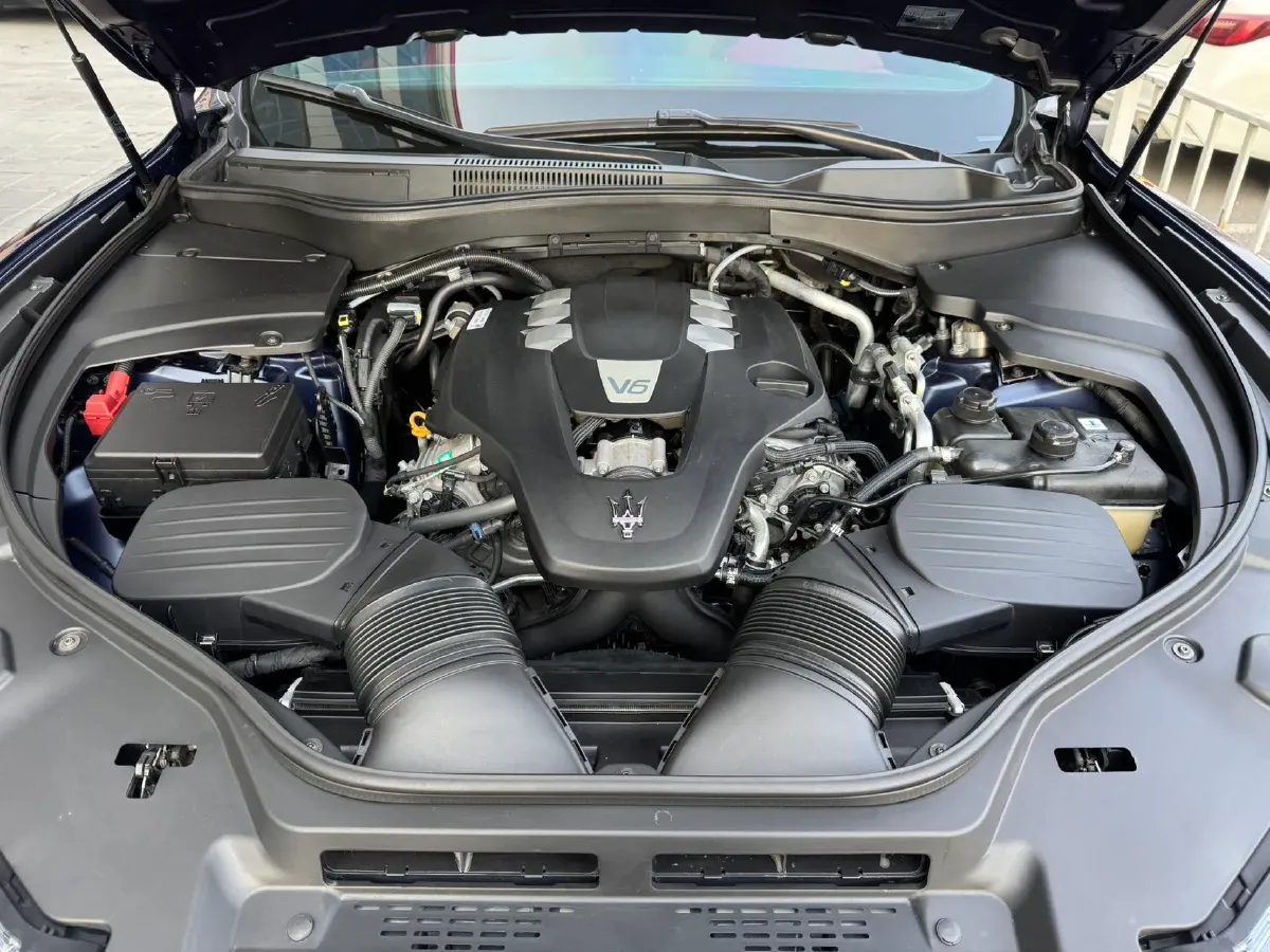 2019 Maserati Levante 3.0T 350HP V6 8AT,autocango,china used car exporter,china ev exporter,chinese used car exporter,chinese used ev exporter