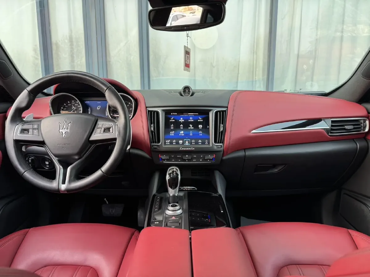 2019 Maserati Levante 3.0T 350HP V6 8AT,autocango,china used car exporter,china ev exporter,chinese used car exporter,chinese used ev exporter