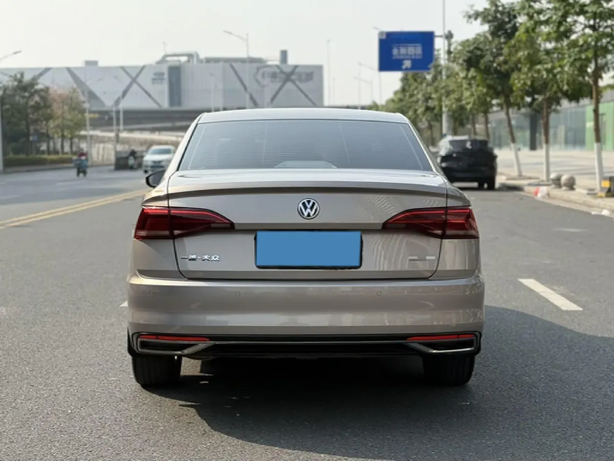 2020 Volkswagen Bora 1.5L 113HP L4 6AT,autocango,china used car exporter,china ev exporter,chinese used car exporter,chinese used ev exporter