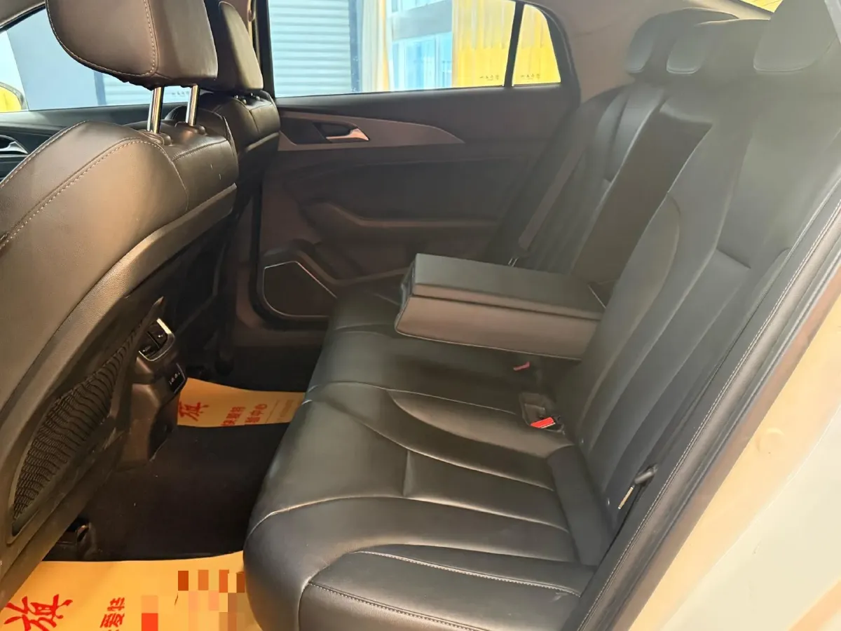 2020 HongQi H5 1.5T 169HP L4 7DCT,autocango,china used car exporter,china ev exporter,chinese used car exporter,chinese used ev exporter