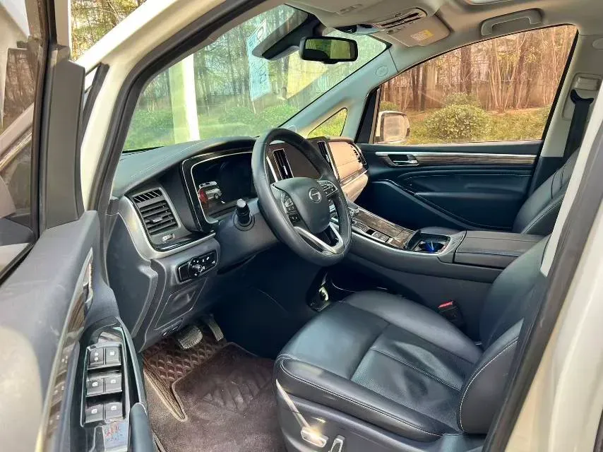 2021 GAC Trumpchi M8 2.0T 252HP L4 8AT,autocango,china used car exporter,china ev exporter,chinese used car exporter,chinese used ev exporter