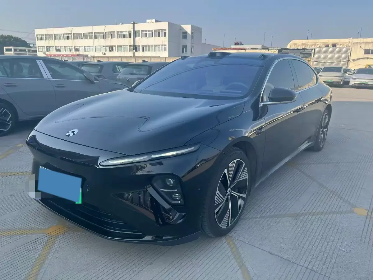 2024 NIO ET7 BEV 75KWH