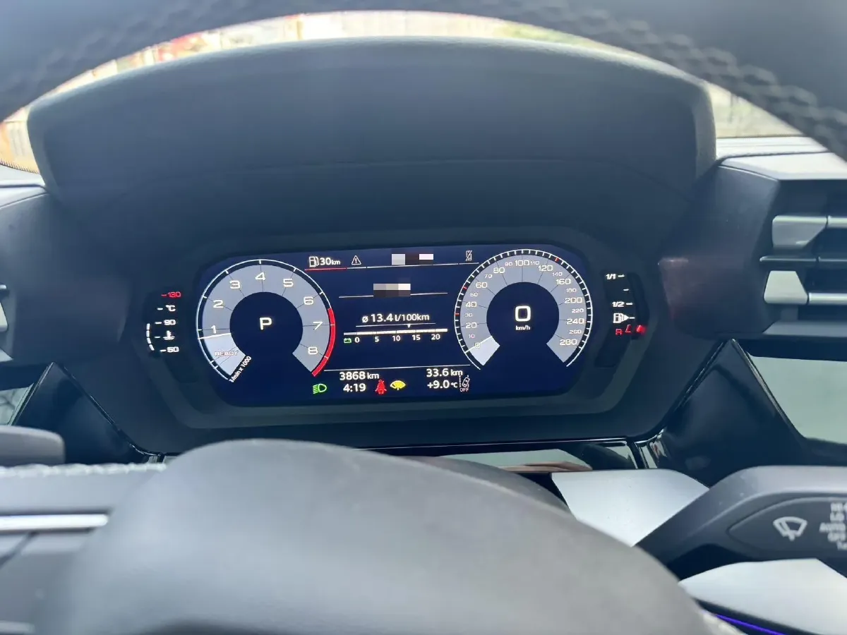 2025 Audi A3 1.5T 160HP L4 7DCT,autocango,china used car exporter,china ev exporter,chinese used car exporter,chinese used ev exporter