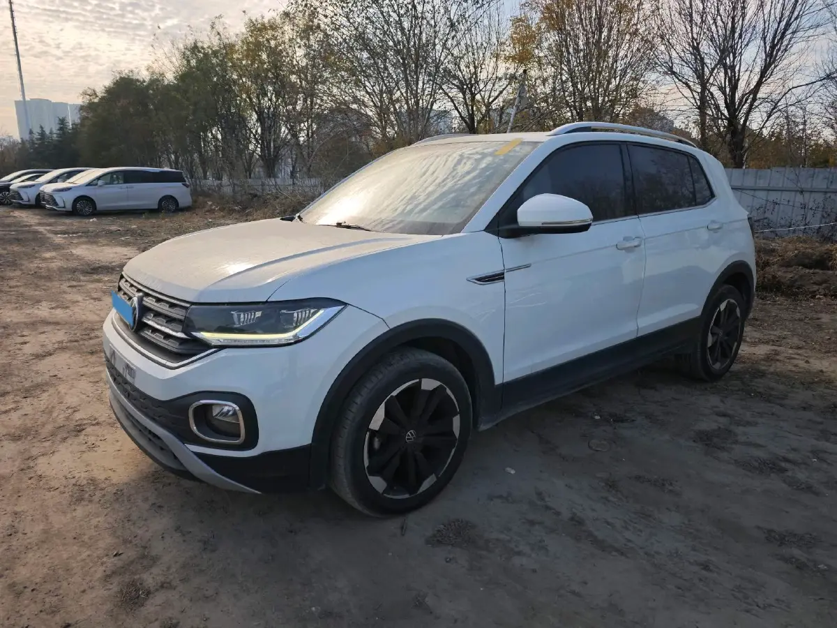 2023 Volkswagen Tacqua 1.2T 116HP L4 7DCT