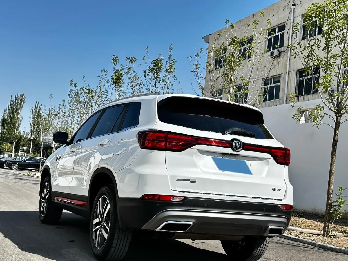2023 ChangAn CS75 1.5T 188HP L4 7DCT,autocango,china used car exporter,china ev exporter,chinese used car exporter,chinese used ev exporter