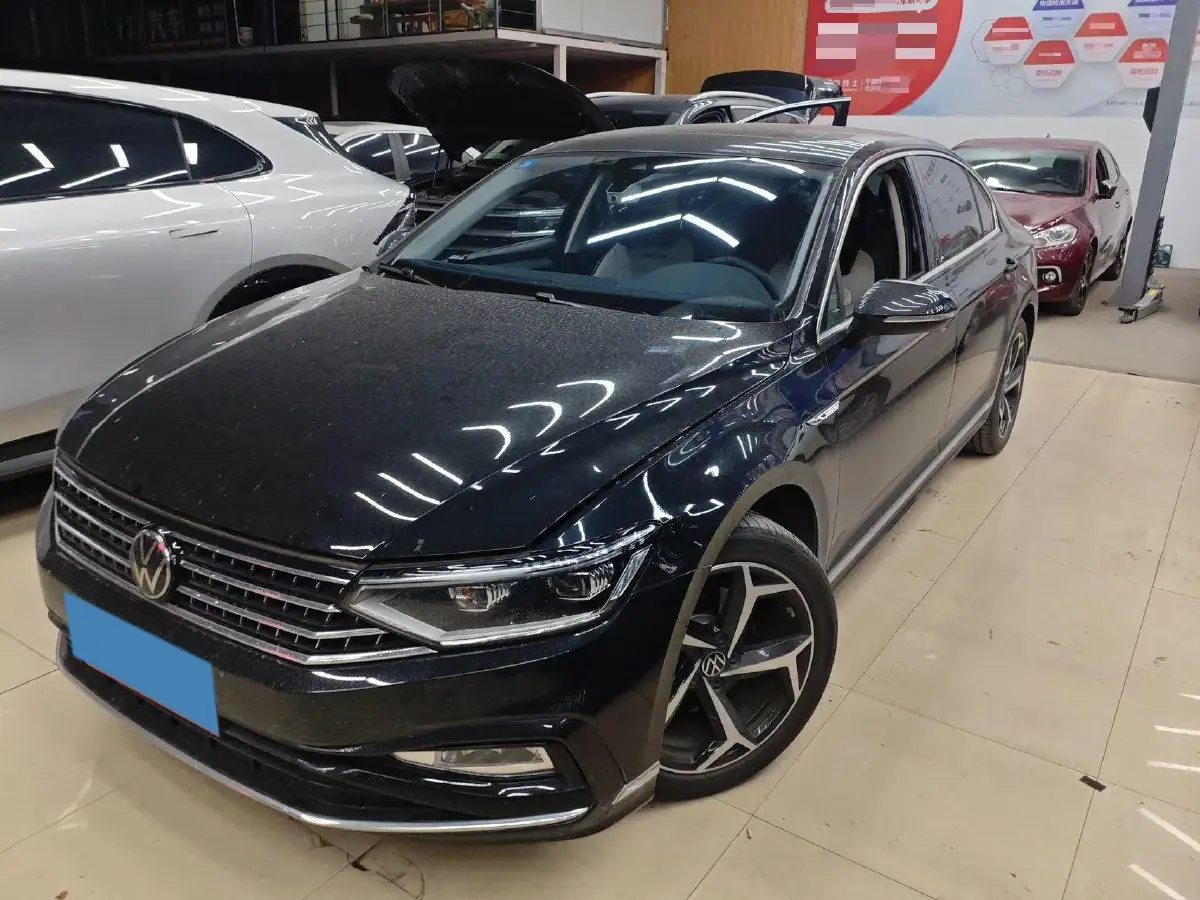 2023 Volkswagen Magotan 2.0T 186HP L4 7DCT
