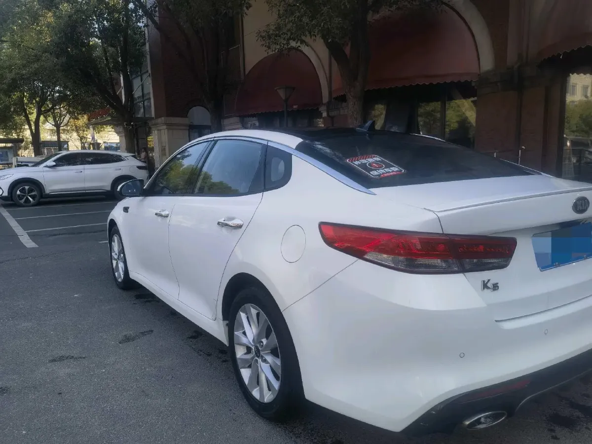 2016 Kia K5 1.6T 180HP L4 7DCT,autocango,china used car exporter,china ev exporter,chinese used car exporter,chinese used ev exporter