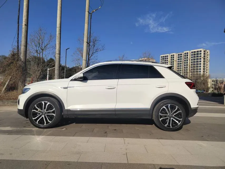 2021 Volkswagen T-Roc 1.4T 150HP L4 7DCT,autocango,china used car exporter,china ev exporter,chinese used car exporter,chinese used ev exporter