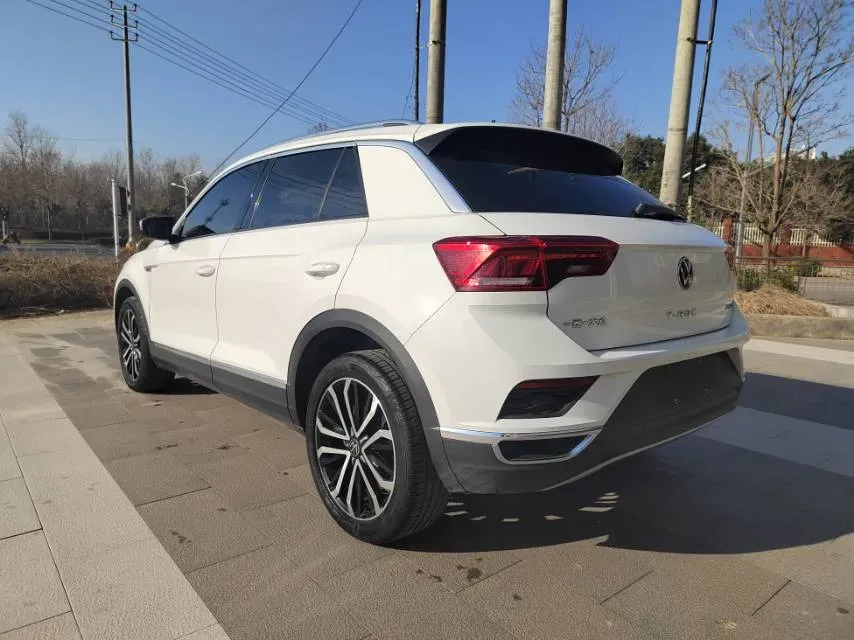 2021 Volkswagen T-Roc 1.4T 150HP L4 7DCT,autocango,china used car exporter,china ev exporter,chinese used car exporter,chinese used ev exporter