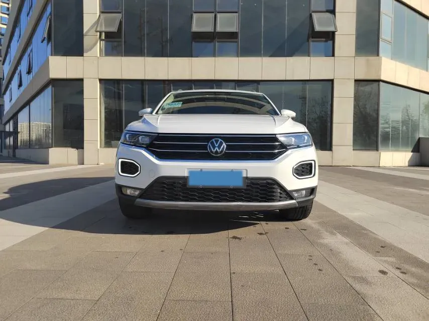 2021 Volkswagen T-Roc 1.4T 150HP L4 7DCT,autocango,china used car exporter,china ev exporter,chinese used car exporter,chinese used ev exporter