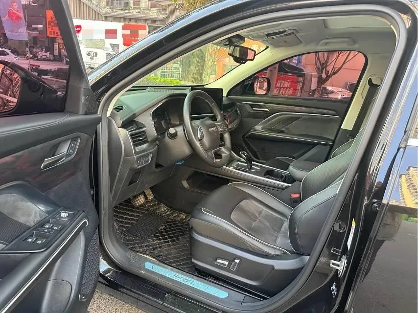 2021 Haval H6 1.5T 169HP L4 7DCT,autocango,china used car exporter,china ev exporter,chinese used car exporter,chinese used ev exporter