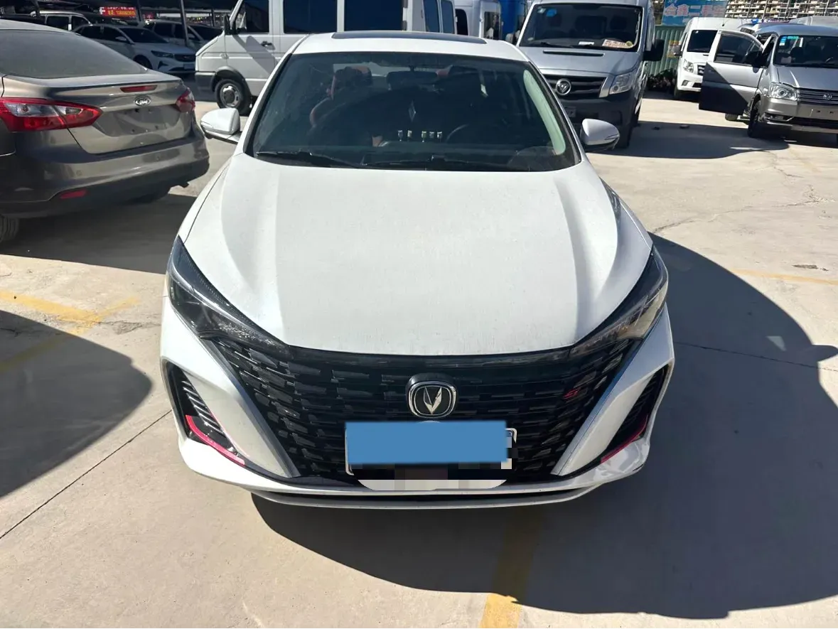 2022 ChangAn Eado 1.4T 160HP L4 7DCT,autocango,china used car exporter,china ev exporter,chinese used car exporter,chinese used ev exporter