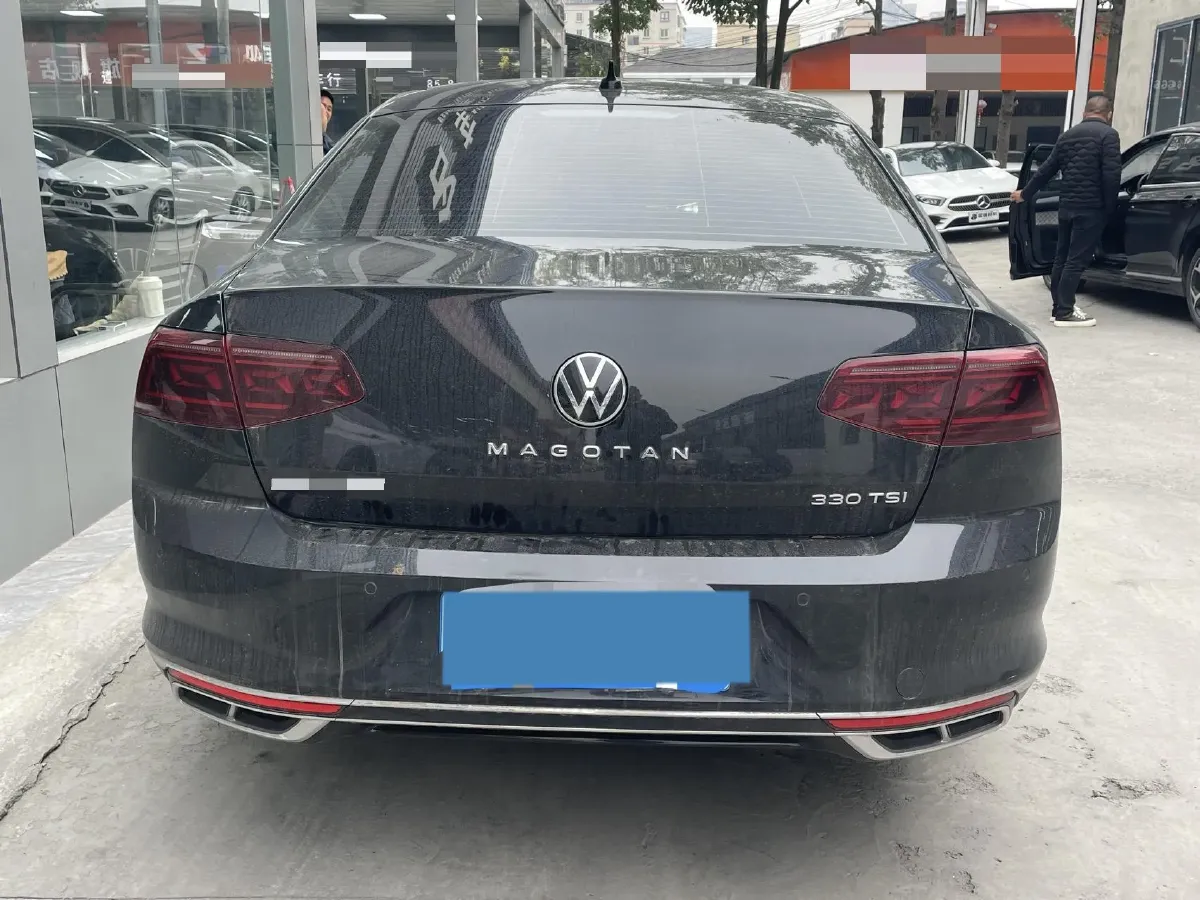 2023 Volkswagen Magotan 2.0T 186HP L4 7DCT,autocango,china used car exporter,china ev exporter,chinese used car exporter,chinese used ev exporter