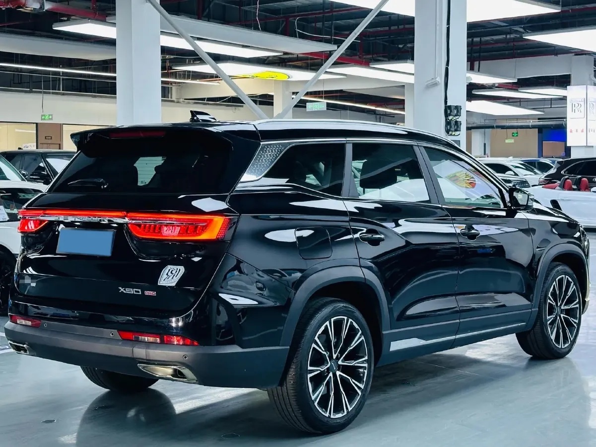 2024 Jetour X90 PRO 2.0T 254HP L4 7DCT,autocango,china used car exporter,china ev exporter,chinese used car exporter,chinese used ev exporter