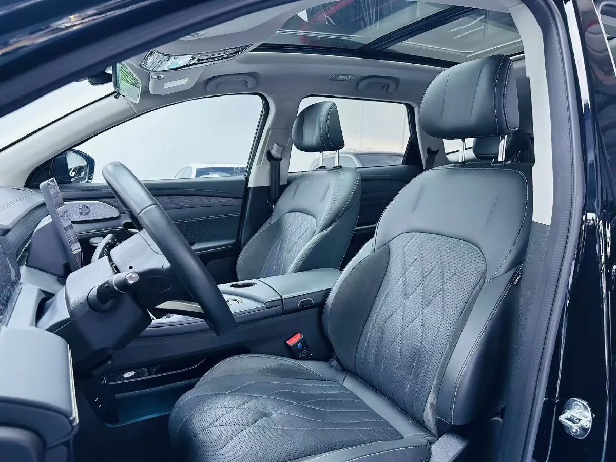 2024 Jetour X90 PRO 2.0T 254HP L4 7DCT,autocango,china used car exporter,china ev exporter,chinese used car exporter,chinese used ev exporter