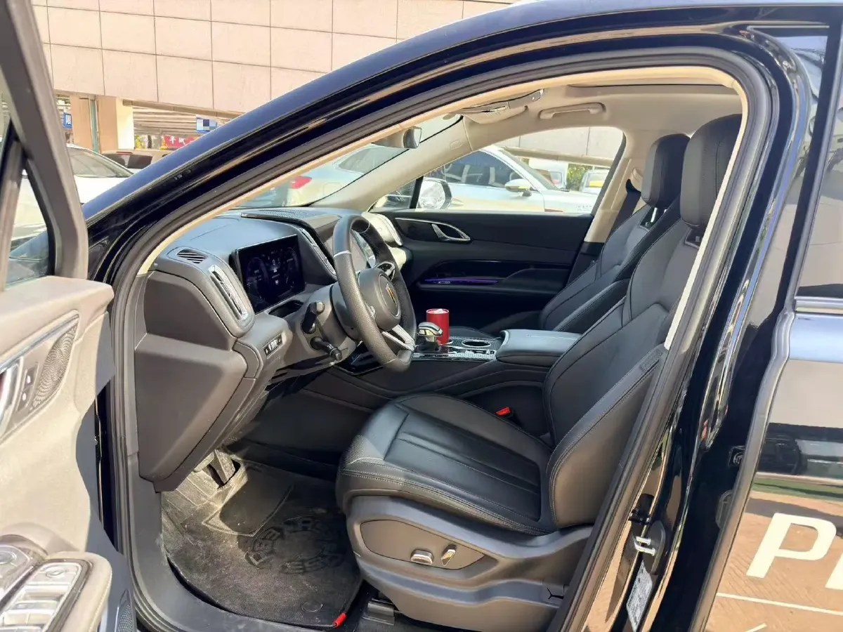 2024 HongQi HS3 1.5T 169HP L4 1DHT PHEV 18.4KWH,autocango,china used car exporter,china ev exporter,chinese used car exporter,chinese used ev exporter