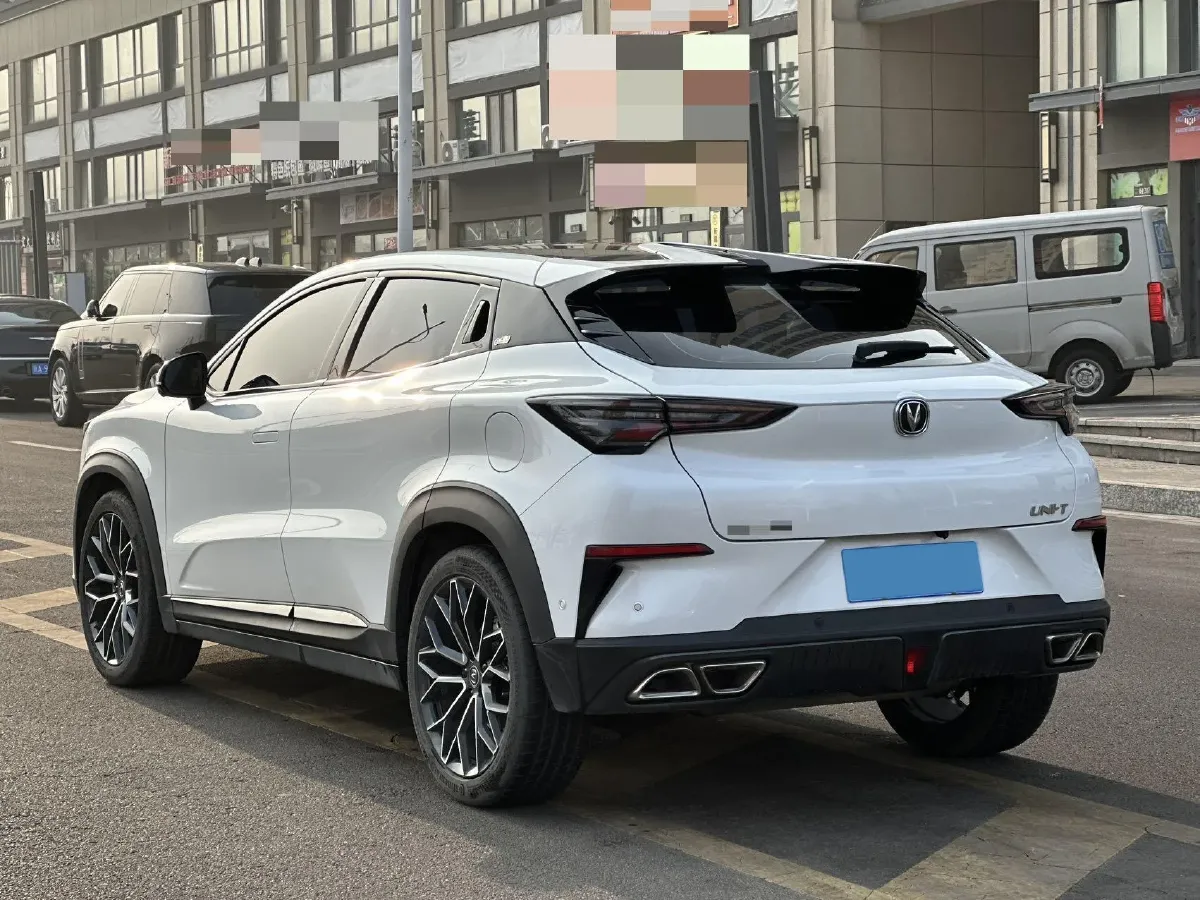 2022 ChangAn UNI-T 1.5T 188HP L4 7DCT,autocango,china used car exporter,china ev exporter,chinese used car exporter,chinese used ev exporter