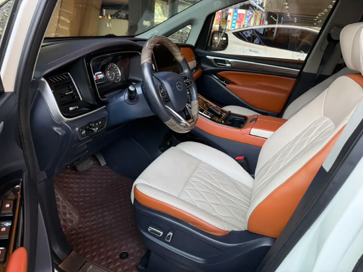 2021 GAC Trumpchi M8 2.0T 252HP L4 8AT,autocango,china used car exporter,china ev exporter,chinese used car exporter,chinese used ev exporter