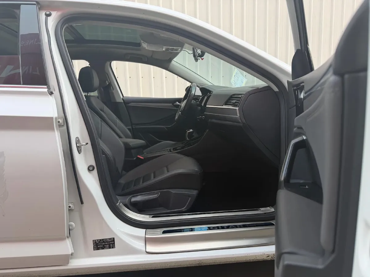 2021 Volkswagen Sagitar 1.2T 116HP L4 7DCT,autocango,china used car exporter,china ev exporter,chinese used car exporter,chinese used ev exporter