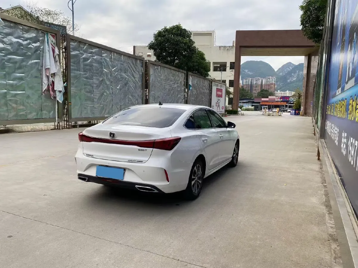 2024 ChangAn Eado 1.4T 160HP L4 7DCT,autocango,china used car exporter,china ev exporter,chinese used car exporter,chinese used ev exporter