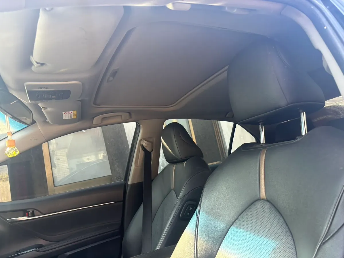 2023 Toyota Camry 2.5L 178HP L4 E-CVT Hybrid,autocango,china used car exporter,china ev exporter,chinese used car exporter,chinese used ev exporter