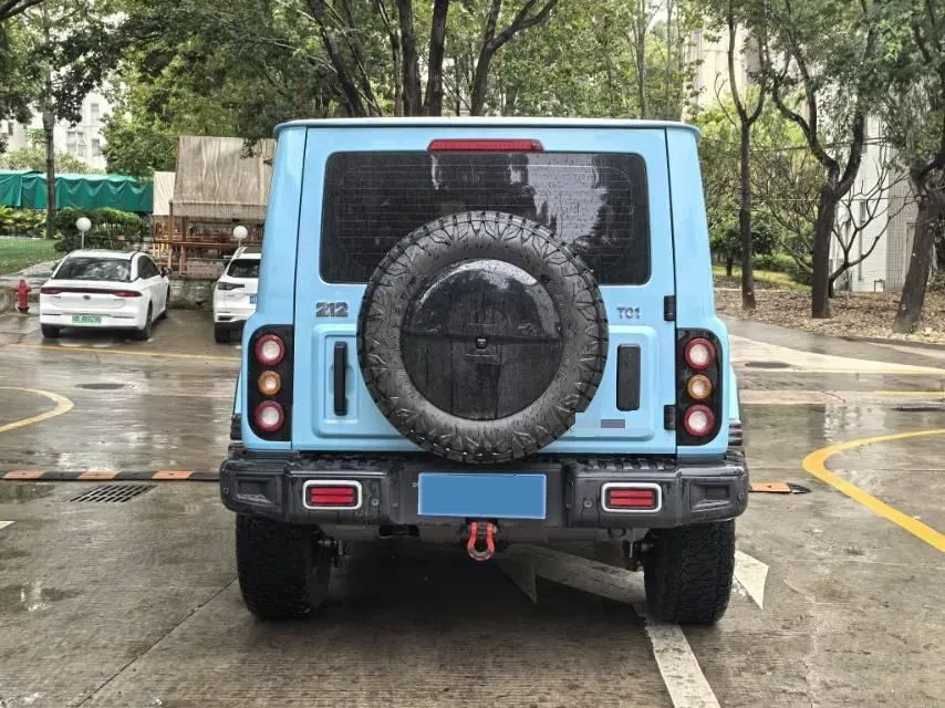 2025 212 212 T01 2.0T 252HP L4 8AT,autocango,china used car exporter,china ev exporter,chinese used car exporter,chinese used ev exporter