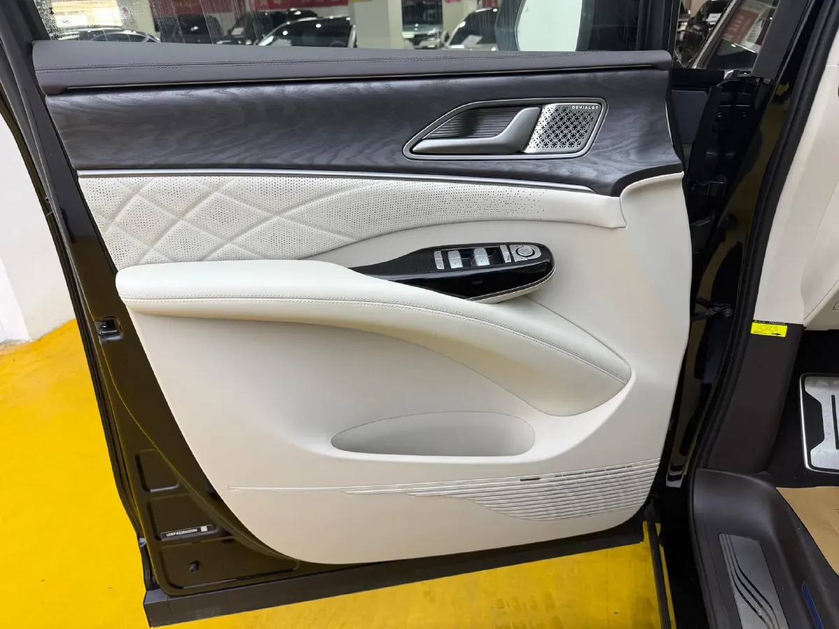 2025 Denza D9 BEV 103KWH,autocango,china used car exporter,china ev exporter,chinese used car exporter,chinese used ev exporter