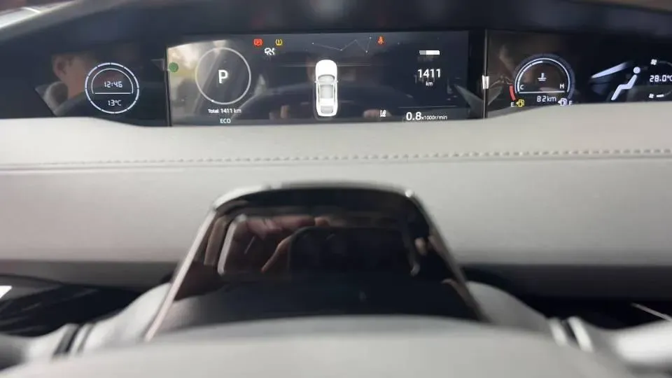 2024 ChangAn UNI-V 1.5T 188HP L4 7DCT,autocango,china used car exporter,china ev exporter,chinese used car exporter,chinese used ev exporter