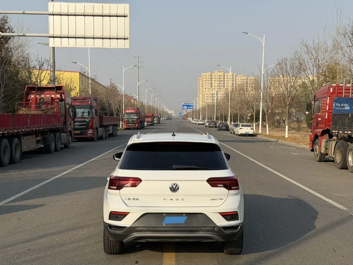 2019 Volkswagen T-Roc 1.4T 150HP L4 7DCT,autocango,china used car exporter,china ev exporter,chinese used car exporter,chinese used ev exporter