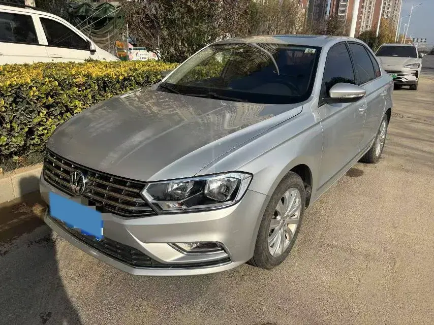 2018 Volkswagen Bora 1.5L 110HP L4 6AT