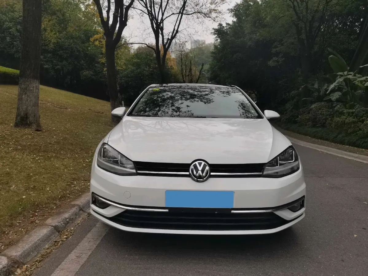 2018 Volkswagen Golf 1.6L 110HP L4 6AT,autocango,china used car exporter,china ev exporter,chinese used car exporter,chinese used ev exporter