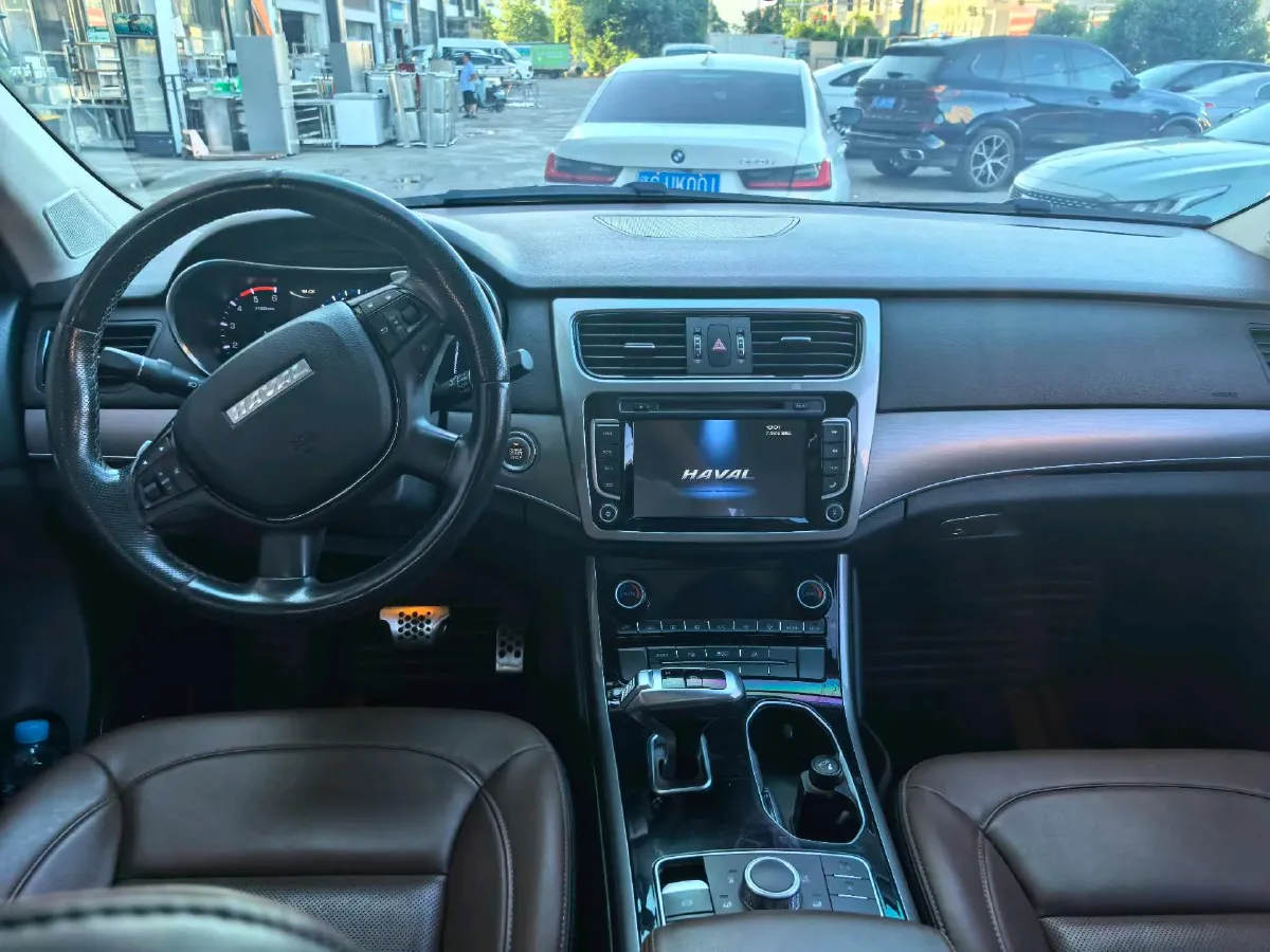 2017 Haval H8 2.0T 190HP L4 8AT,autocango,china used car exporter,china ev exporter,chinese used car exporter,chinese used ev exporter