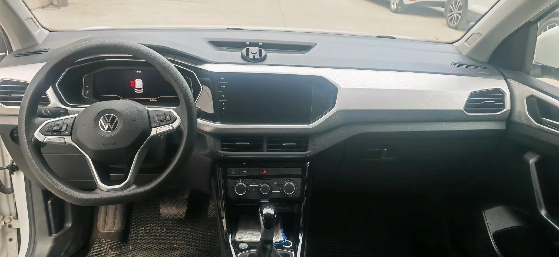 2023 Volkswagen Tacqua 1.2T 116HP L4 7DCT,autocango,china used car exporter,china ev exporter,chinese used car exporter,chinese used ev exporter