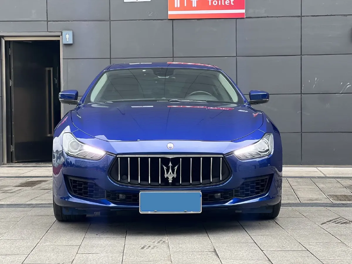 2018 Maserati Ghibli 3.0T 350HP V6 8AT,autocango,china used car exporter,china ev exporter,chinese used car exporter,chinese used ev exporter