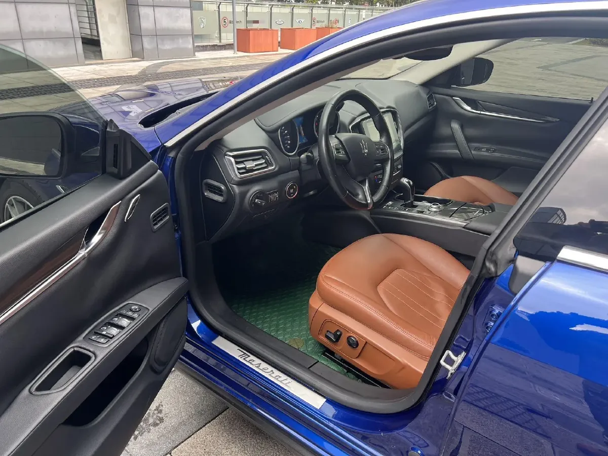 2018 Maserati Ghibli 3.0T 350HP V6 8AT,autocango,china used car exporter,china ev exporter,chinese used car exporter,chinese used ev exporter